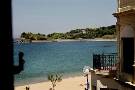 фото отеля Hotel de la Plage Saint-Jean-de-Luz