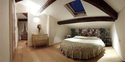 фото отеля Poderi Arcangelo Di Mora Sandra Farmhouse San Gimignano