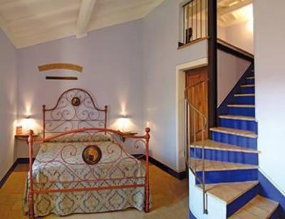 фото отеля Poderi Arcangelo Di Mora Sandra Farmhouse San Gimignano