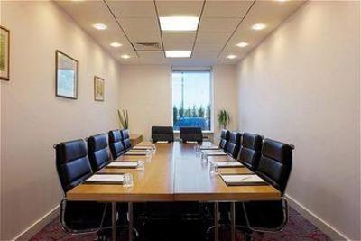 фото отеля Holiday Inn Stonehenge Amesbury (England)