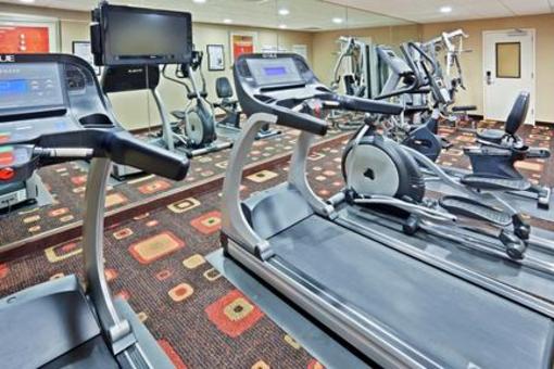 фото отеля Holiday Inn Express Hotel & Suites Sumner