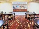 фото отеля Holiday Inn Express Hotel & Suites Sumner