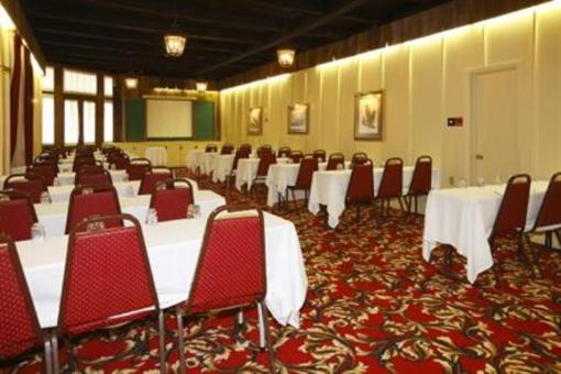 фото отеля Dauphine Orleans Hotel