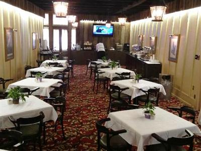 фото отеля Dauphine Orleans Hotel