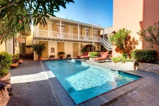 фото отеля Dauphine Orleans Hotel