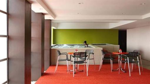 фото отеля Hotel Santika Makassar