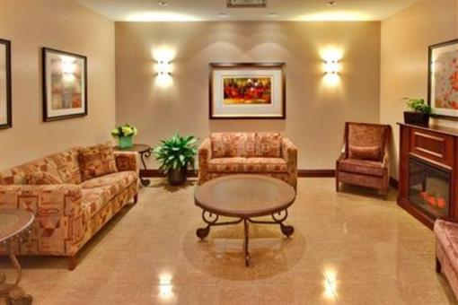 фото отеля Holiday Inn Express Hotel & Suites Brockville