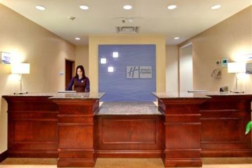 фото отеля Holiday Inn Express Hotel & Suites Brockville