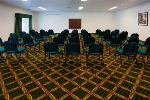 фото отеля Holiday Inn Express Hotel & Suites Browning