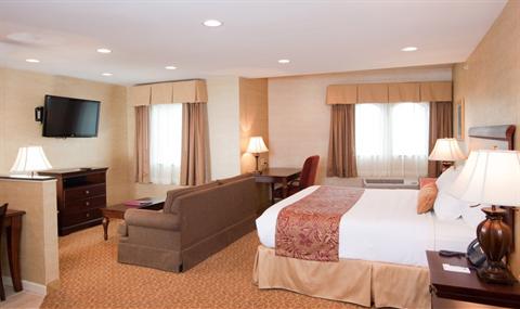 фото отеля BEST WESTERN PLUS Vineyard Inn & Suites