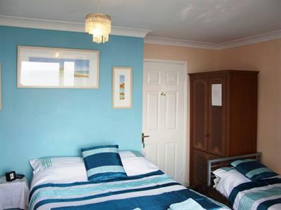 фото отеля Sea Waves Guest House