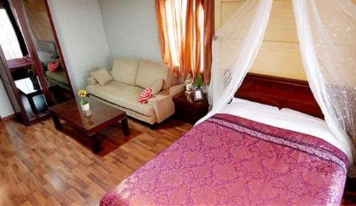 фото отеля Silkroad Pension Jeju