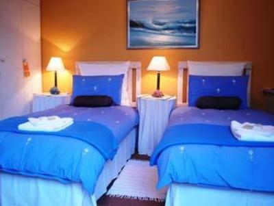 фото отеля Hoylake Inn