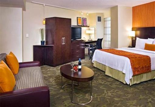 фото отеля Courtyard Hotel US Capitol Washington D.C.