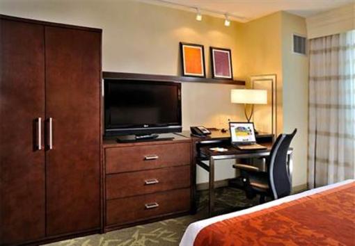 фото отеля Courtyard Hotel US Capitol Washington D.C.