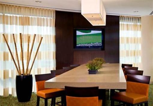 фото отеля Courtyard Hotel US Capitol Washington D.C.