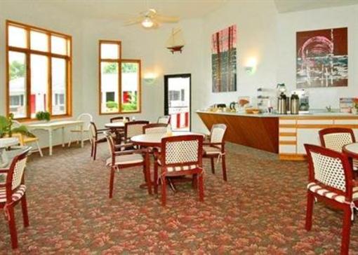 фото отеля Econo Lodge Lakeshore