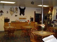 Glacier Gateway Inn