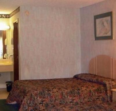 фото отеля Plaza Inn Morganton