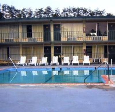 фото отеля Plaza Inn Morganton