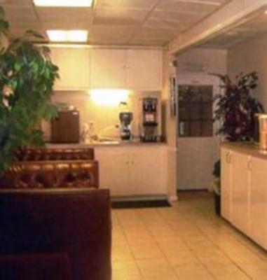 фото отеля Plaza Inn Morganton