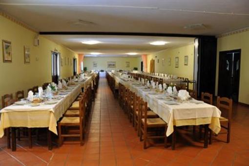 фото отеля Hotel I Lecci Villanovaforru
