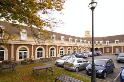 фото отеля Premier Inn Manchester South Trafford