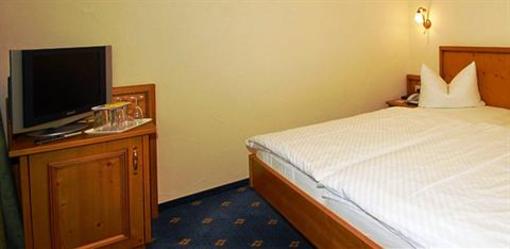 фото отеля Hotel zur Post Riezlern