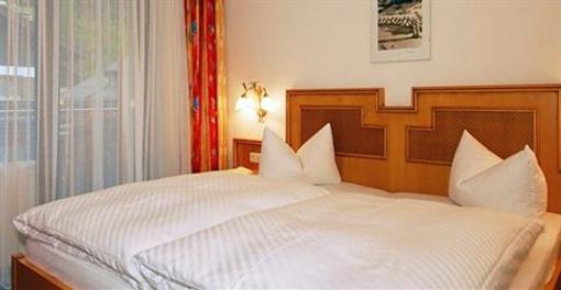 фото отеля Hotel zur Post Riezlern
