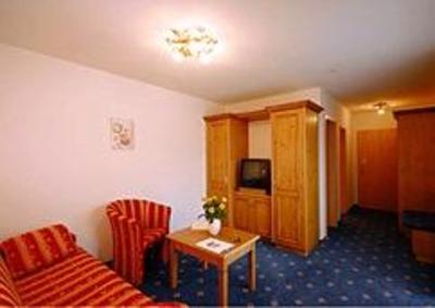 фото отеля Hotel zur Post Riezlern