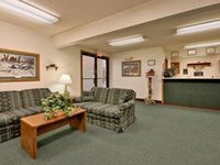 Super 8 Motel Charles City
