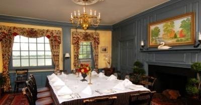 фото отеля Robert Morris Inn