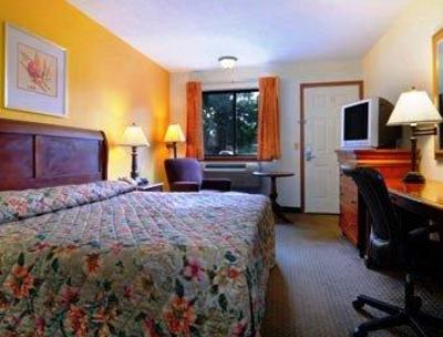 фото отеля Super 8 Motel Paris (Tennessee)