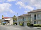 фото отеля Super 8 Motel Adel