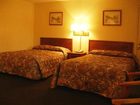 фото отеля Red Carpet Inn Emporia