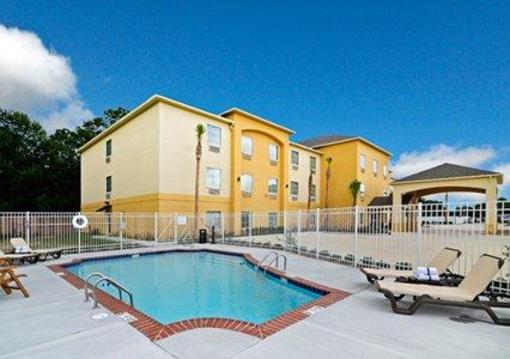 фото отеля Comfort Inn And Suites