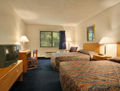 фото отеля Super 8 Motel Oneonta (New York)