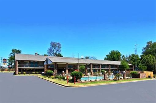 фото отеля BEST WESTERN Travelers Inn