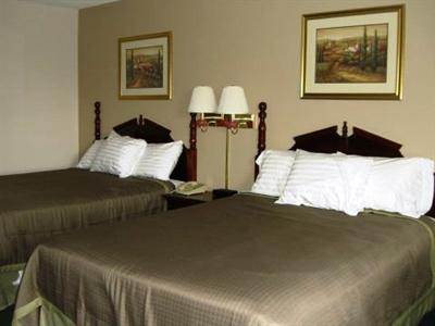 фото отеля BEST WESTERN Travelers Inn