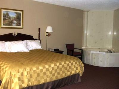 фото отеля BEST WESTERN Travelers Inn