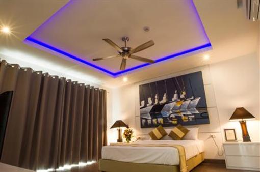 фото отеля Tudor Court Serviced Apartments
