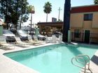 фото отеля Ambassador Inn & Suites Fresno (California)