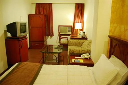фото отеля Mohan Hotel