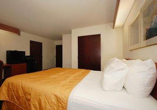 фото отеля Sleep Inn Orangeburg
