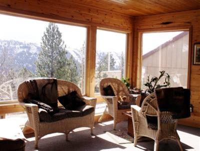 фото отеля White Bird Summit Lodge Grangeville