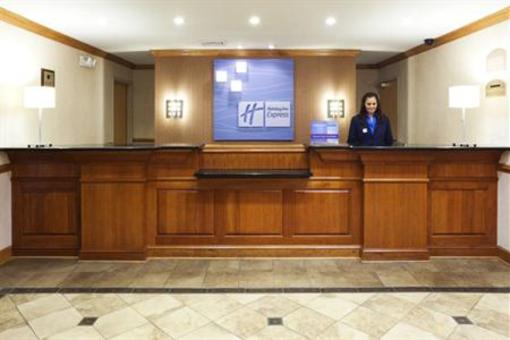 фото отеля Holiday Inn Express Forest City