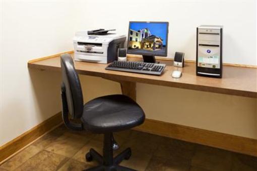 фото отеля Holiday Inn Express Forest City