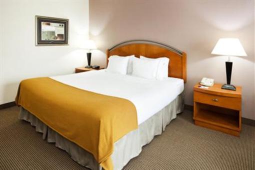 фото отеля Holiday Inn Express Forest City