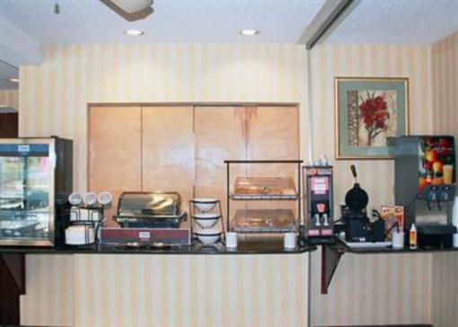 фото отеля Comfort Suites and Inn Altavista