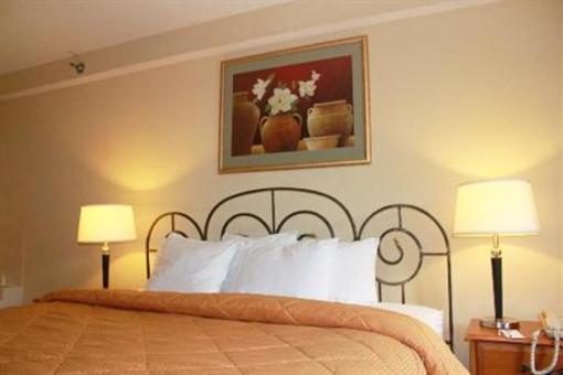 фото отеля Comfort Suites and Inn Altavista